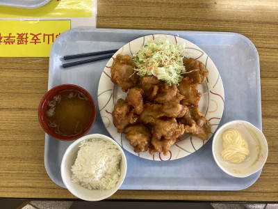 ⑧