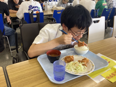 ⑨
