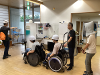 避難準備する様子。